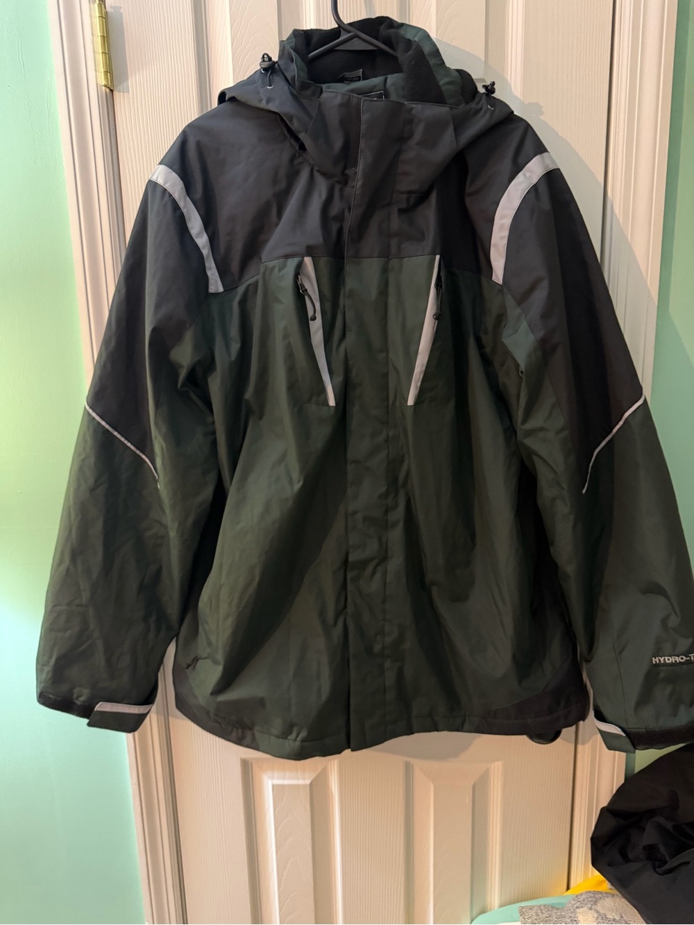 32 Degrees Men's Hooded Ski Jacket in Dark Green and Black with Reflective Trim